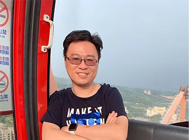 徐中濟助理教授
•	學歷
成功大學醫學院基礎醫學研究所博士
•	經歷
台北醫學大學博士後研究員
國家衛生研究院博士後研究員
國立成功大學博士後研究員
•	專長
癌幹細胞、消化道腫瘤生物學、胰臟癌、腺體癌症、消化道癌症、癌抗藥性、腫瘤胚基因