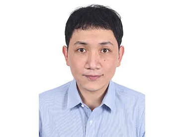 陶治傑助理教授
•	學歷
國防醫學院生命科學研究所博士
•	經歷
中央研究院 一般博士後研究學者
中央研究院 博士後研究員
•	專長
大體解剖學、組織學、神經科學 : 學習與記憶之分子機轉、神經退化性疾病 : 阿茲海默氏症與帕金森氏症、蛋白質轉譯後修飾 : 類小泛素化與泛素化