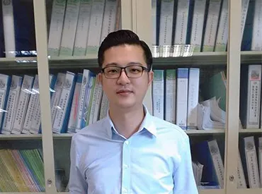 藍宇彥助理教授
･ 學歷
･ 國立成功大學基礎醫學研究所博士
･ 專長
･ EB病毒基因與鼻咽癌進展、中草藥抗癌效果、腫瘤微環境貢獻鼻咽癌進展